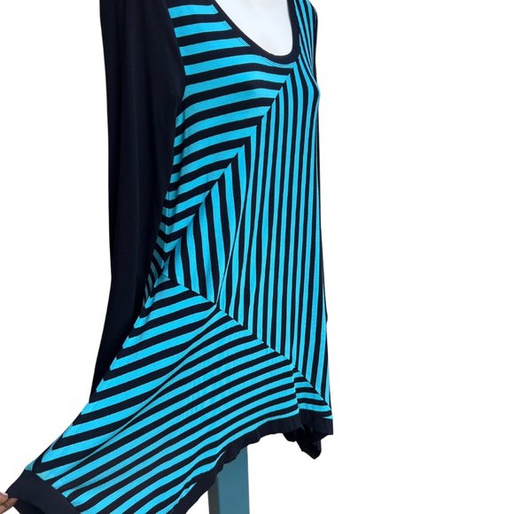 Kate & Mallory Long Sleeve Scoop Neck Mini Dress Black & Turquoise Size Small - Picture 2 of 8